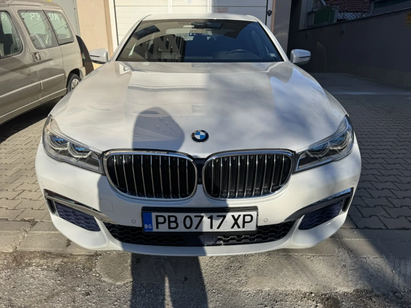 BMW 730 d, Xdrive, M paket, Executive drive, ACC, снимка 2 - Автомобили и джипове - 48740864