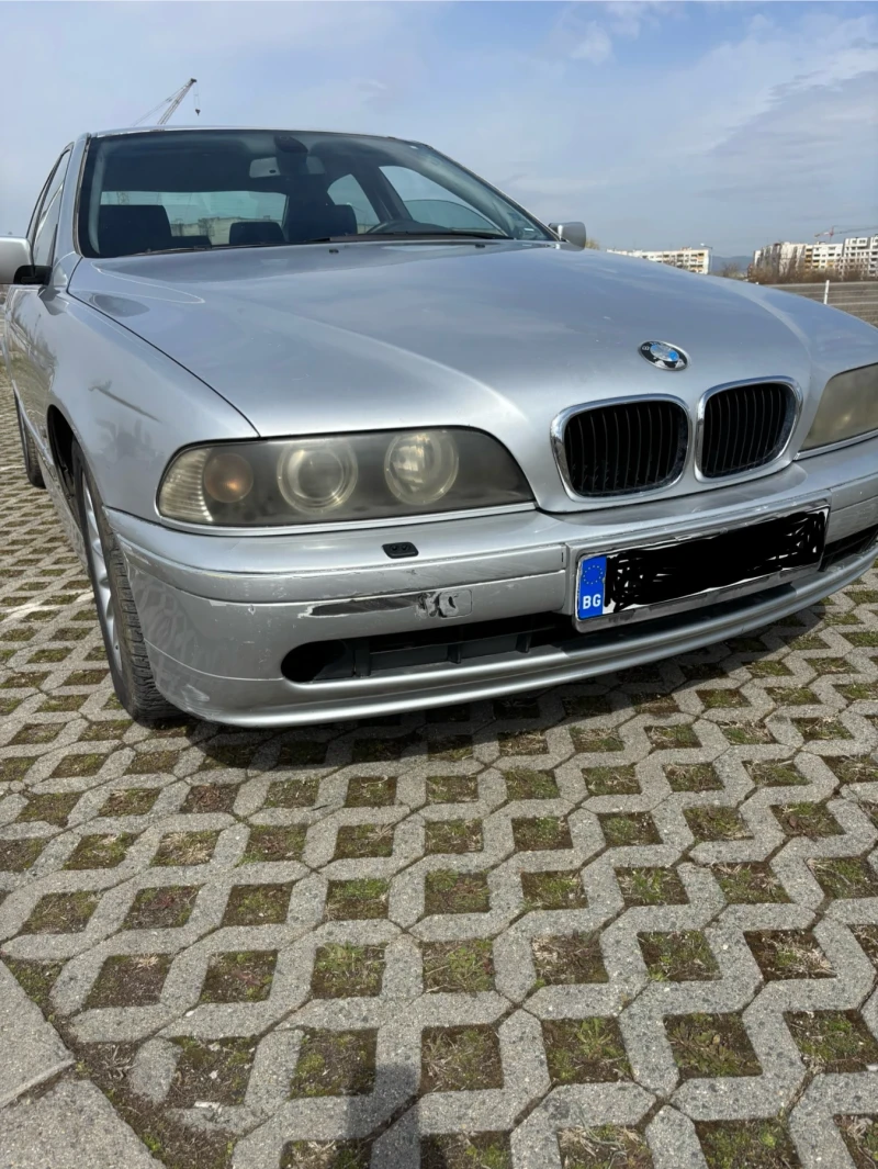 BMW 520, снимка 8 - Автомобили и джипове - 49596373