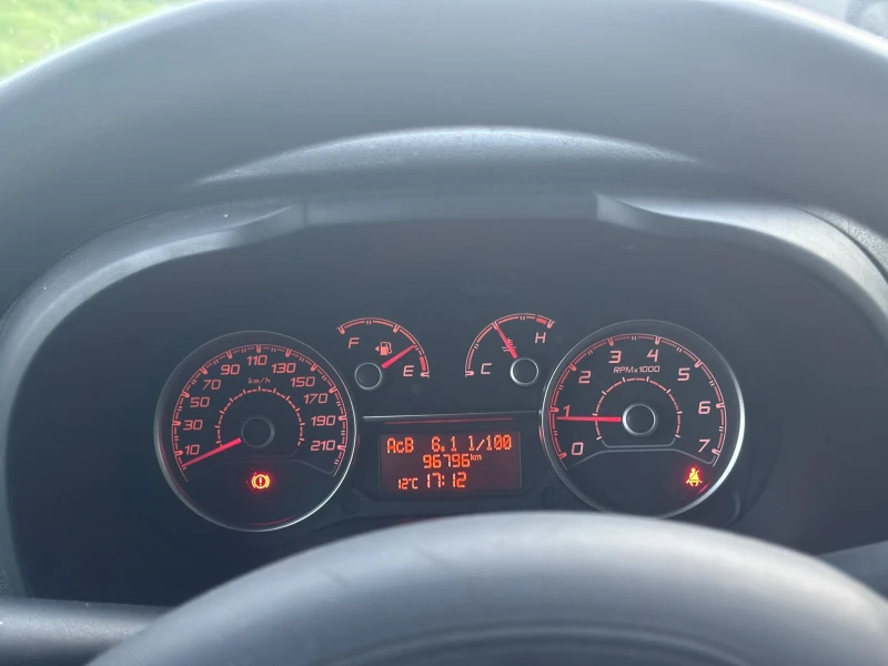 Fiat Doblo 1.3 MultiJet Фактура, снимка 11 - Автомобили и джипове - 52429768