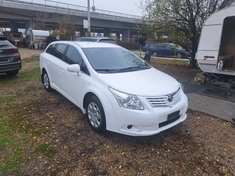 Toyota Avensis 1.8 valve matic, снимка 8 - Автомобили и джипове - 52490990