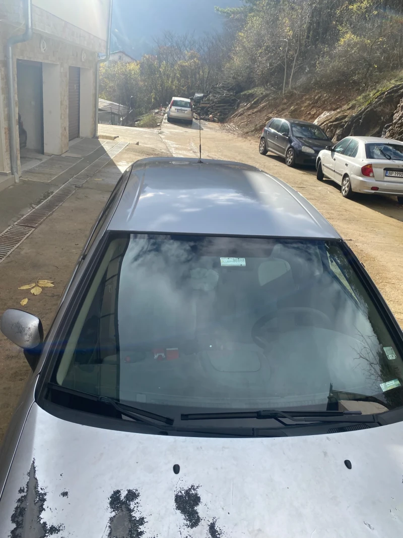 Nissan Almera N16 , 1.5 , 90к.с Газ, снимка 13 - Автомобили и джипове - 52534329