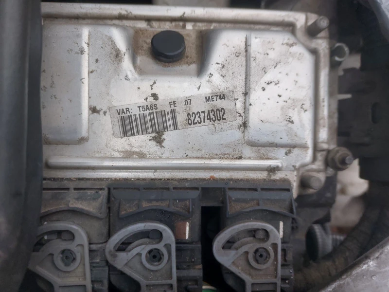 Peugeot 206 1.6 benzin, снимка 3 - Автомобили и джипове - 52669592