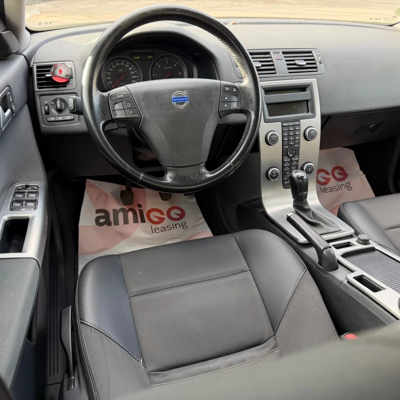 Volvo S40 1.9d, снимка 11 - Автомобили и джипове - 53267672