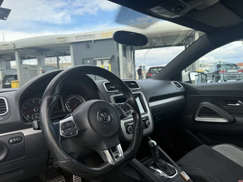 VW Scirocco 1.4 tfsi , снимка 8 - Автомобили и джипове - 53421119