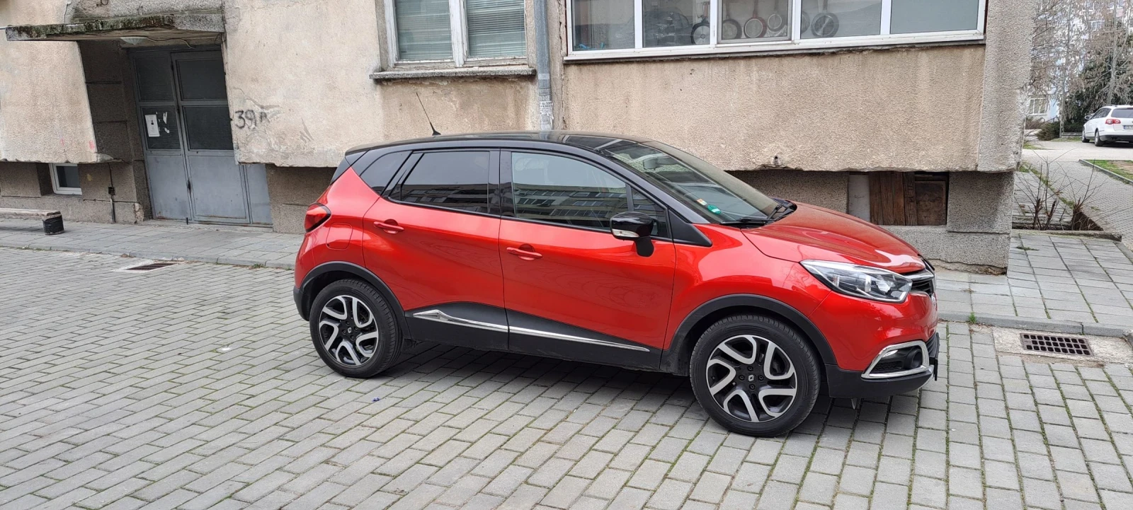 Renault Captur 0.9 90HP  Камера Навигация Климатроник Газ EVRO 6 - изображение 6