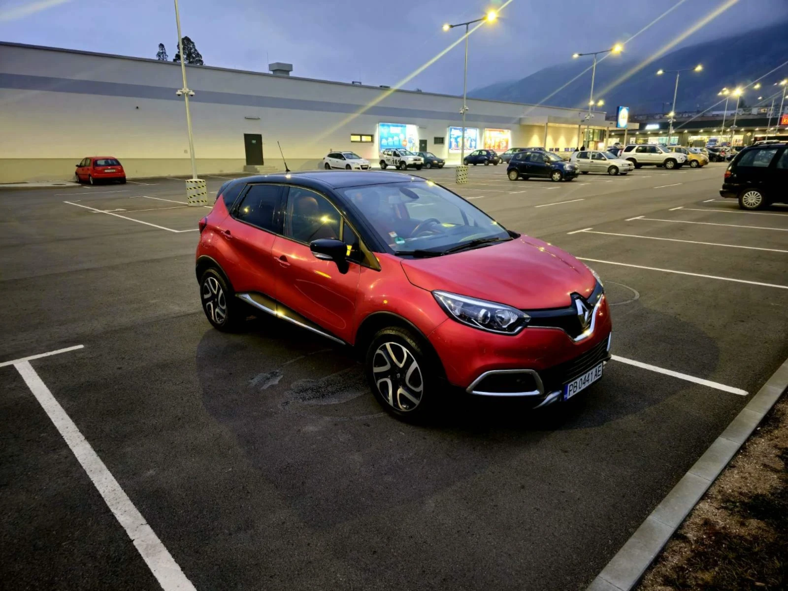 Renault Captur 0.9 90HP  Камера Навигация Климатроник Газ EVRO 6 - изображение 5