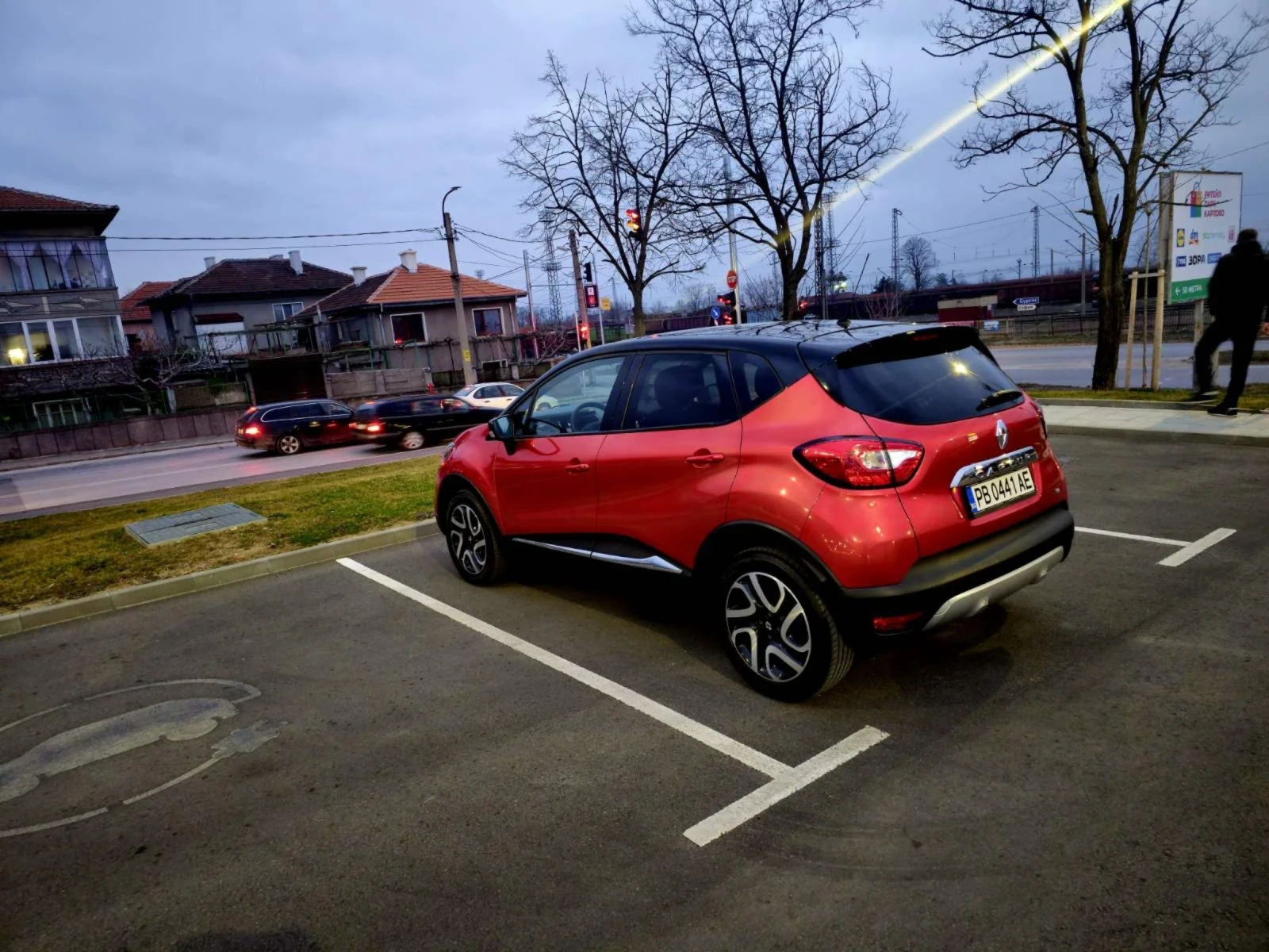 Renault Captur 0.9 90HP  Камера Навигация Климатроник Газ EVRO 6 - изображение 3