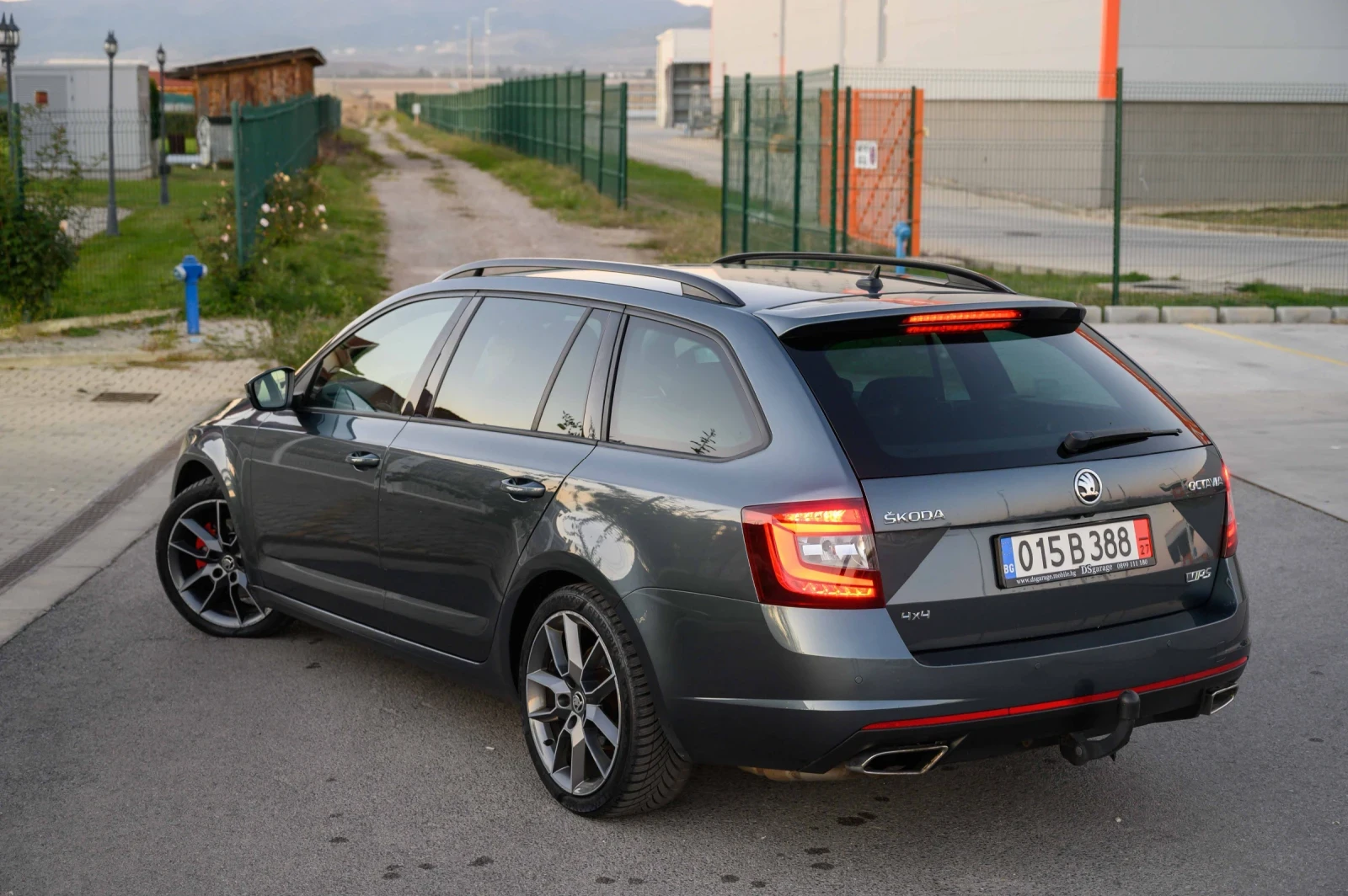 Skoda Octavia 2.0TDI* VRS* 4x4* КАМЕРА* Matrix* Ambient* Distoni - изображение 5