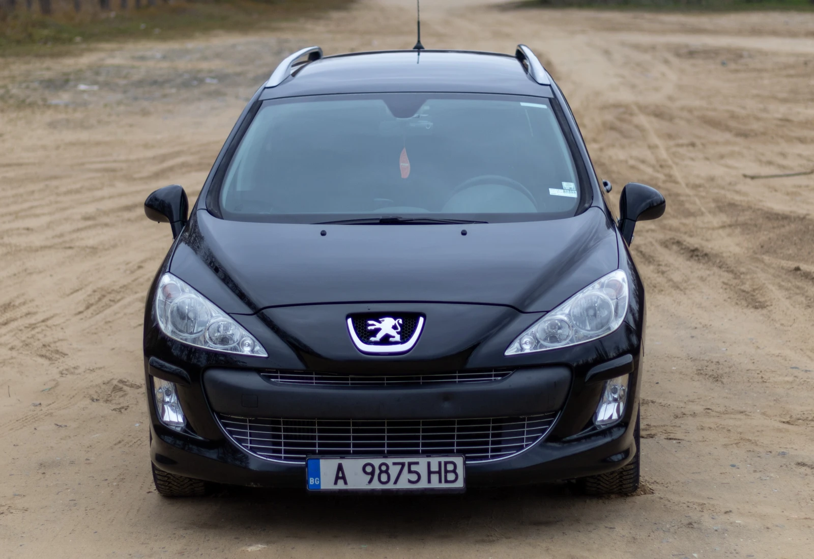 Peugeot 308 SW 1.6hDI - изображение 5