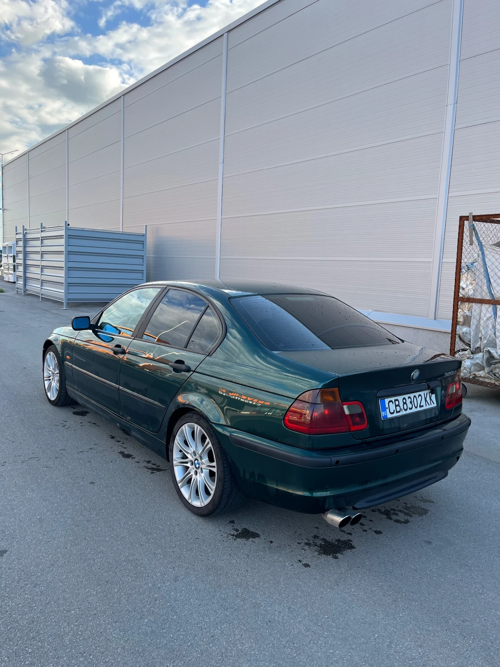 BMW 320  - изображение 6