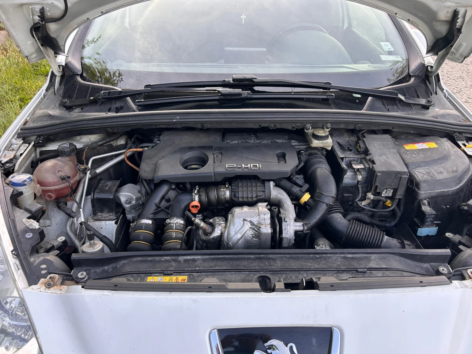Peugeot 308 1.6 e hdi 112k euro 5 - изображение 6