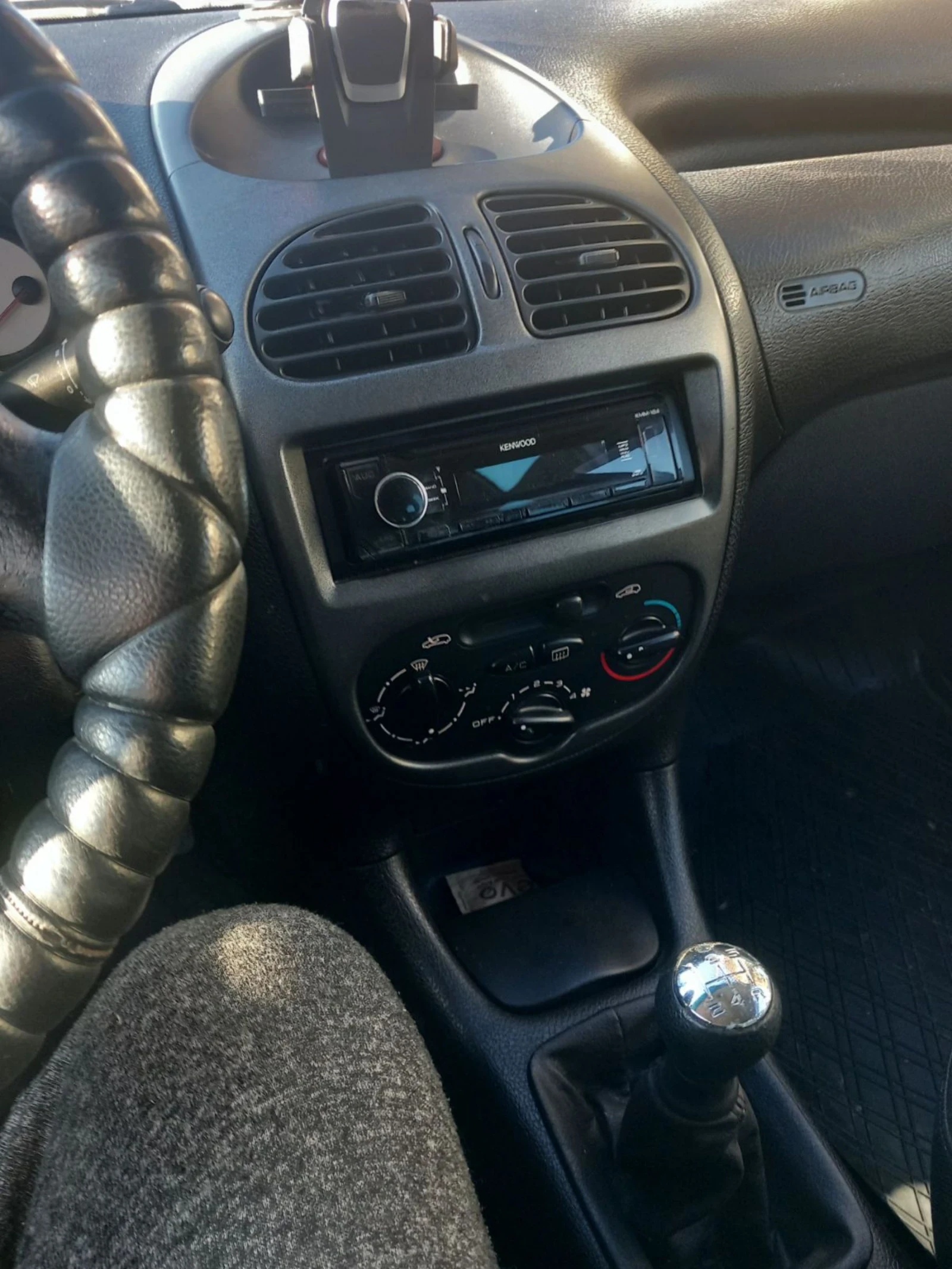 Peugeot 206  - изображение 8