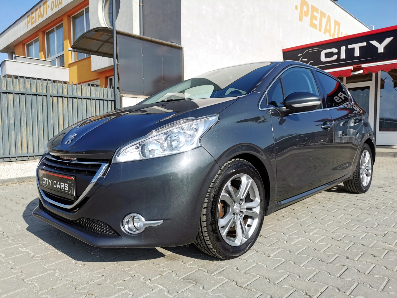 Peugeot 208 1.6 - изображение 4