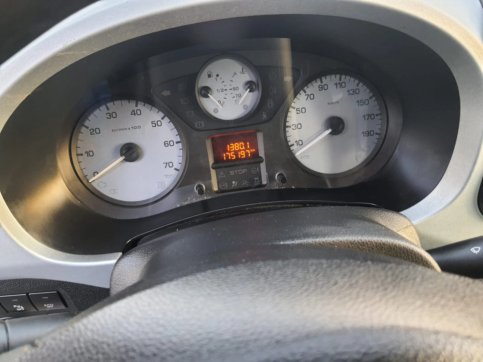 Citroen Berlingo 1.6d - изображение 9