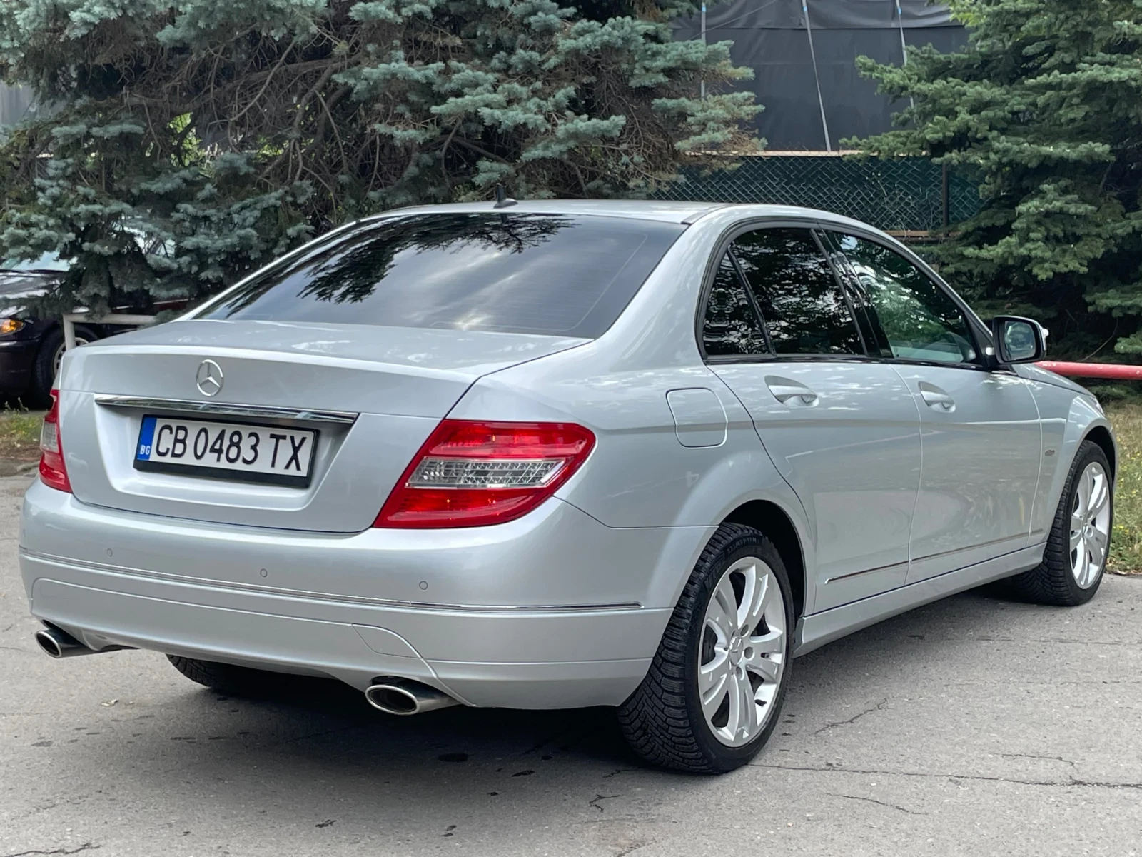 Mercedes-Benz C 320 4 Matic СЕРВИЗНА ИСТОРИЯ - изображение 5
