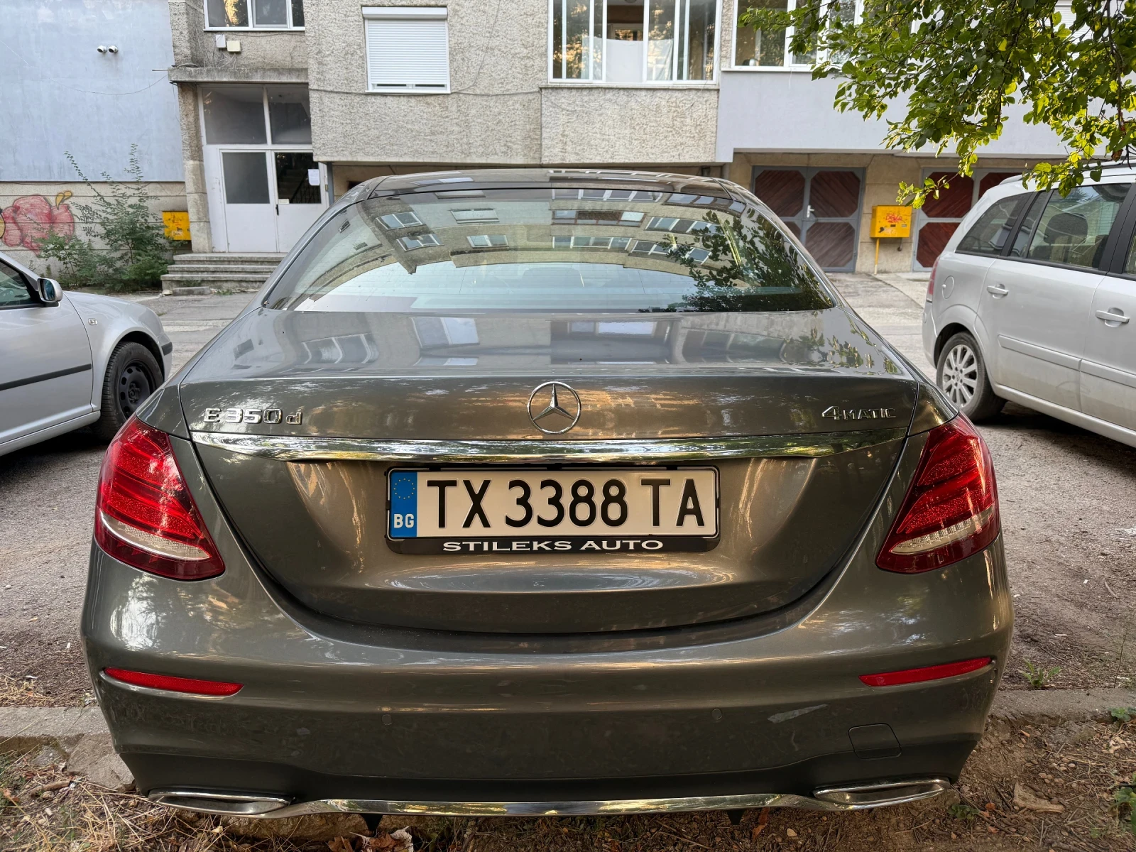 Mercedes-Benz E 350  - изображение 4