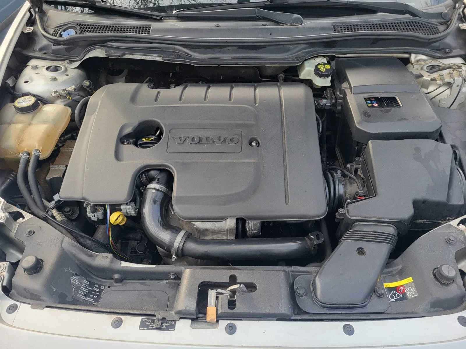 Volvo S40 1.6d | Mobile.bg � ����������� 14