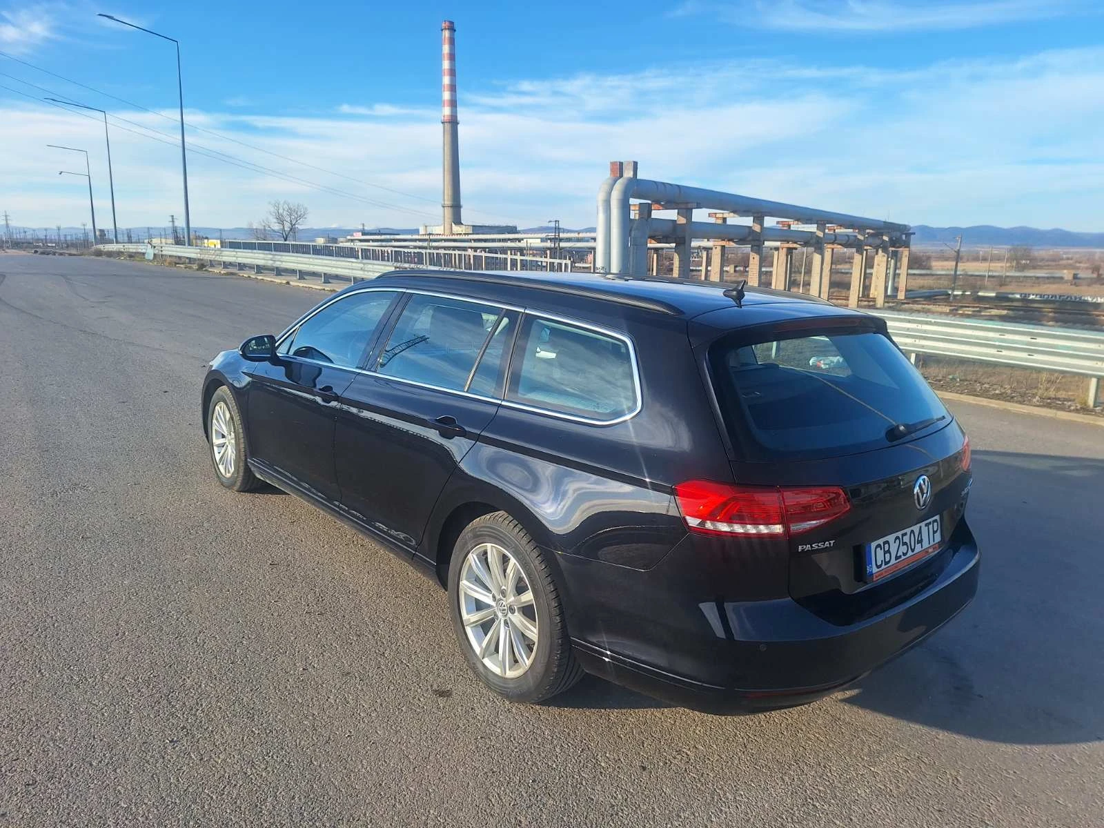 VW Passat, снимка 6 - Автомобили и джипове - 53787593