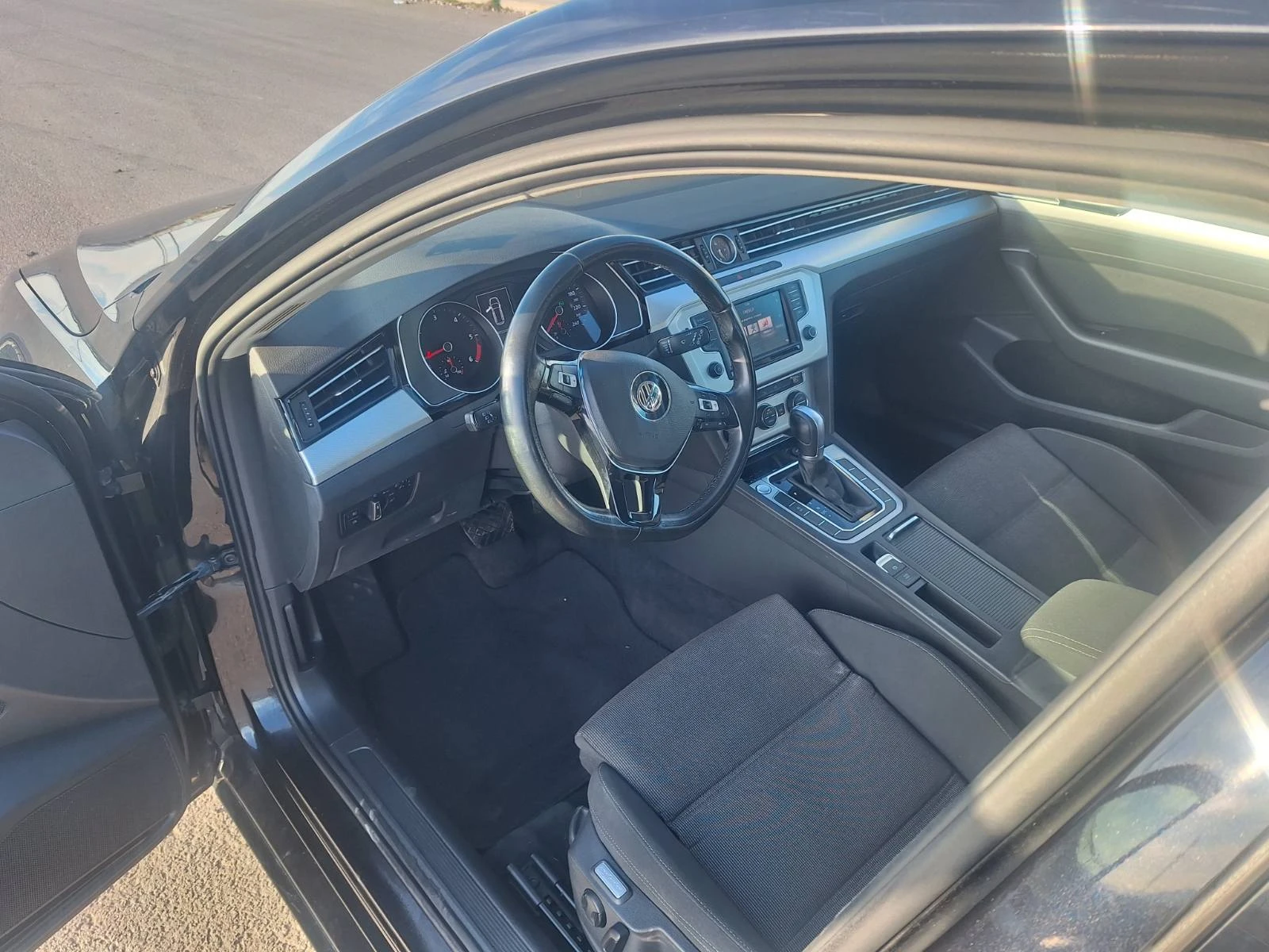 VW Passat, снимка 7 - Автомобили и джипове - 53787593