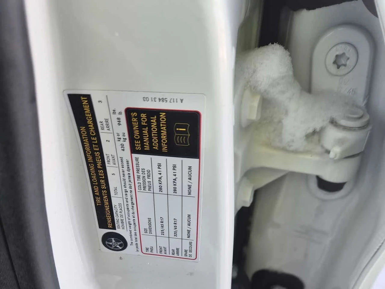 Mercedes-Benz CLA * 250 * CARFAX * ЦЕНА ДО БГ, снимка 13 - Автомобили и джипове - 53969769