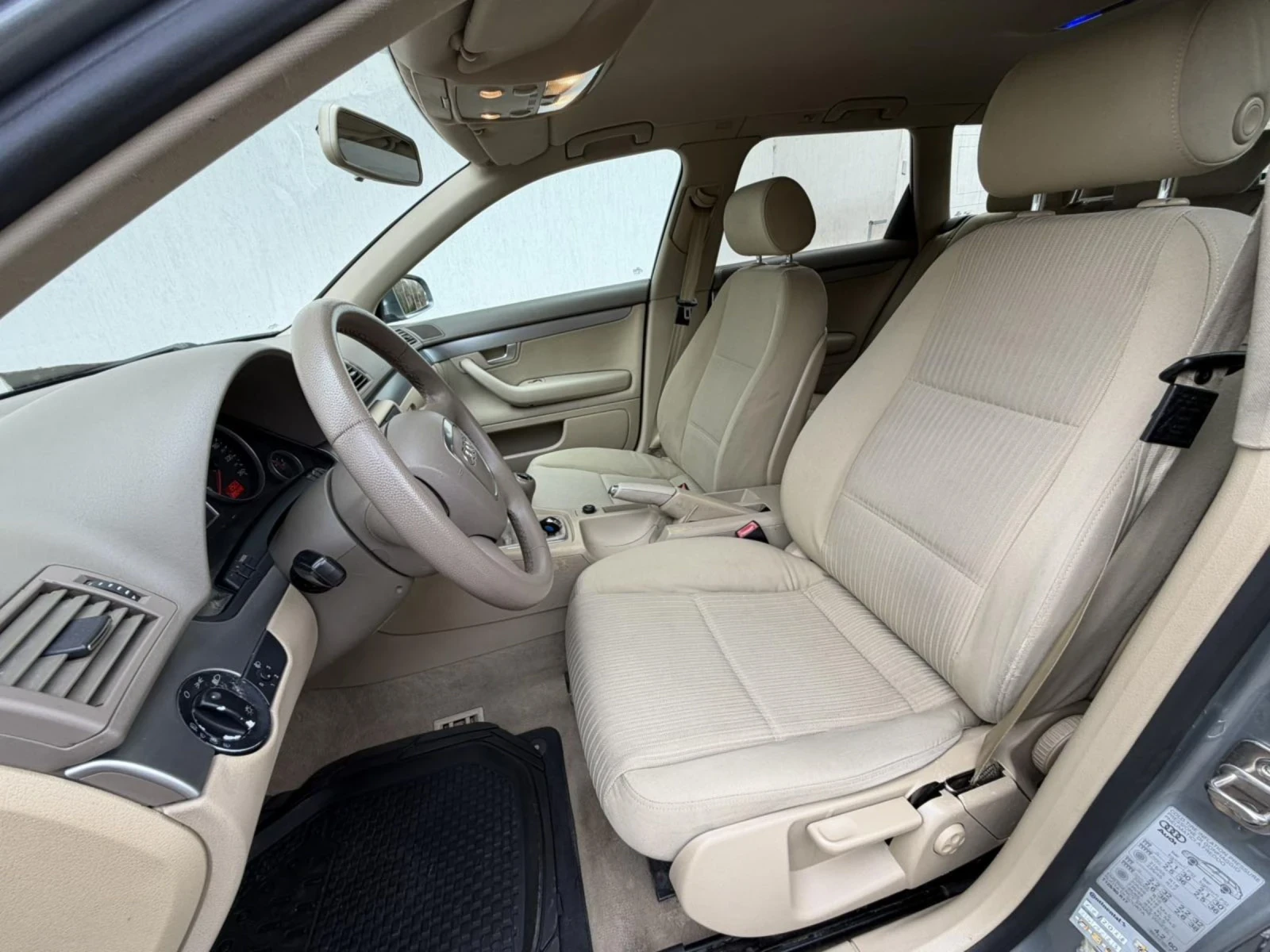 Audi A4 1.9TDI, снимка 10 - Автомобили и джипове - 54212386