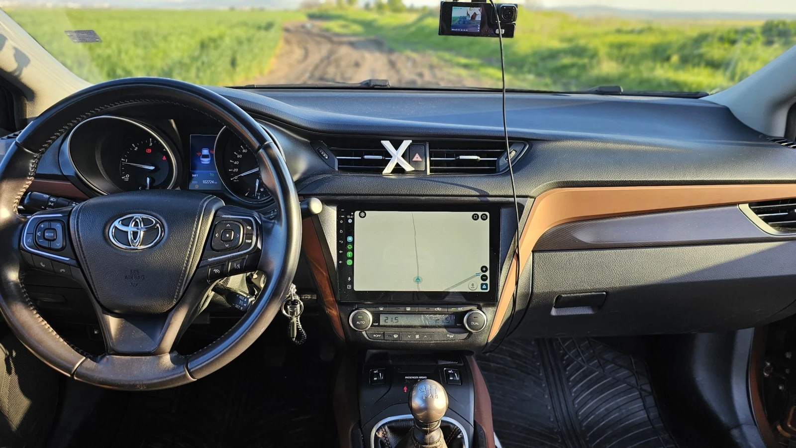 Toyota Avensis 2.0 D-4D, снимка 6 - Автомобили и джипове - 54313796