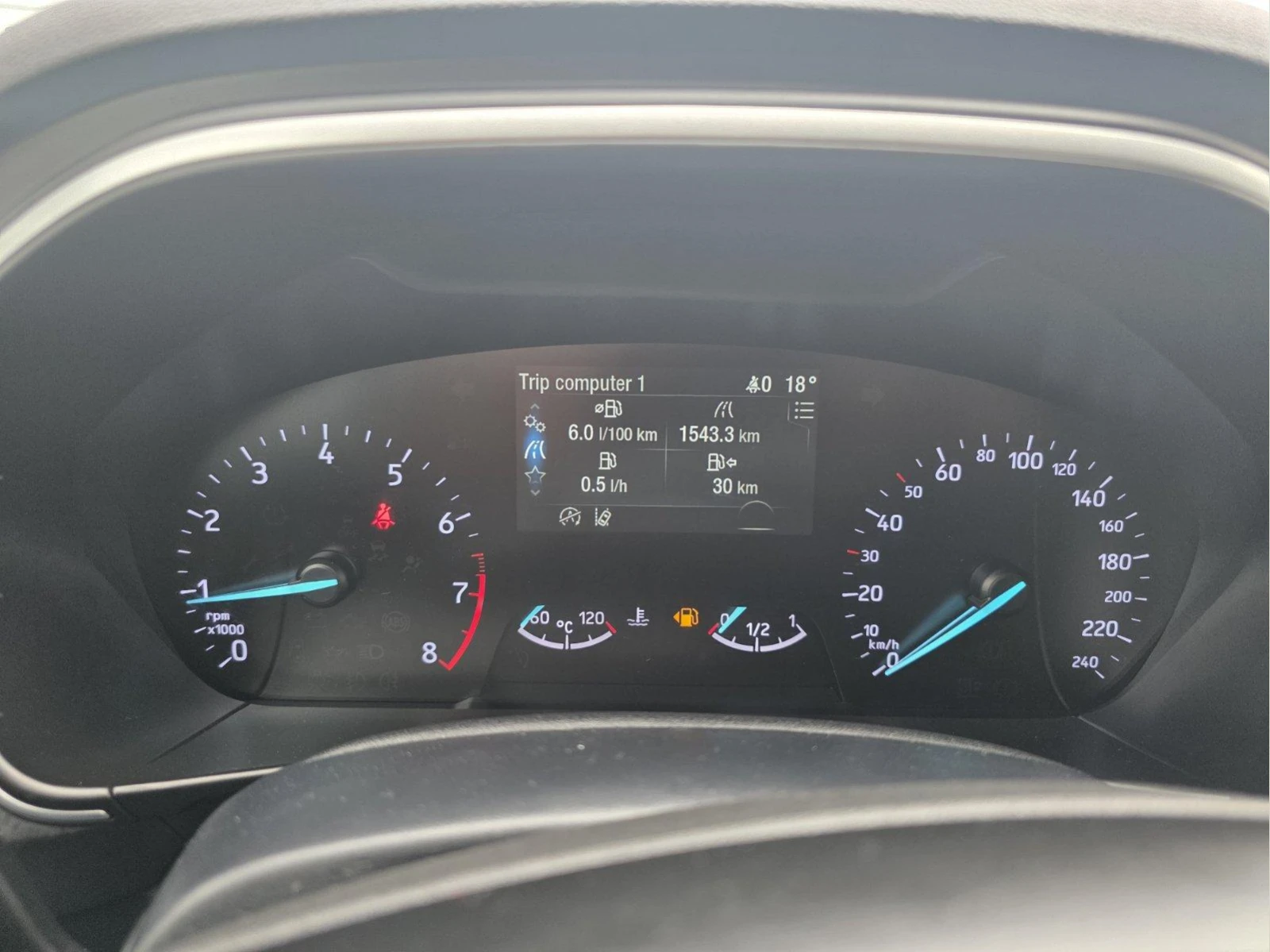 Ford Focus 1.0 EcoBoost, снимка 12 - Автомобили и джипове - 54541237