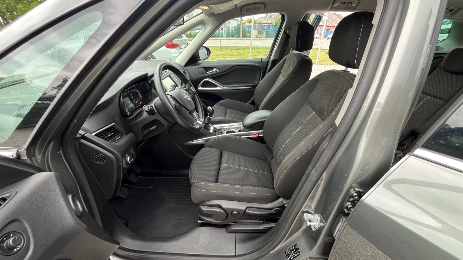 Opel Zafira 1.6i 136�� 117000 �� | Mobile.bg � ����������� 12