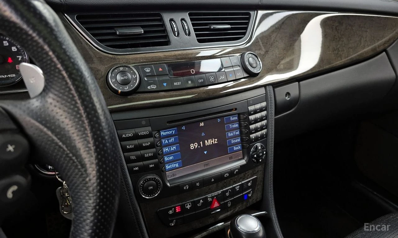 Mercedes-Benz CLS 63 AMG ПОДГРЕВ* ОБДУХВАНЕ* МАСАЖ* HARMON* KARDON* , снимка 10 - Автомобили и джипове - 54593270