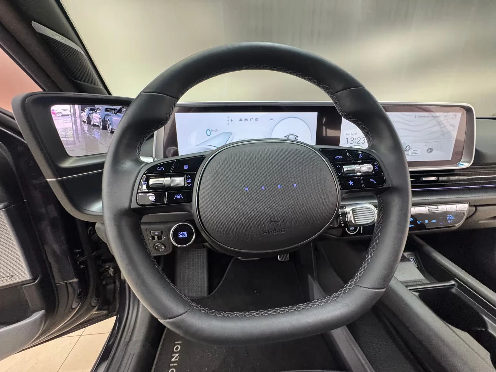 Hyundai Ioniq 6 AWD UNIQ 77kWh 360* BOSE DISTR HUD Winter Package+, снимка 11 - Автомобили и джипове - 55200043