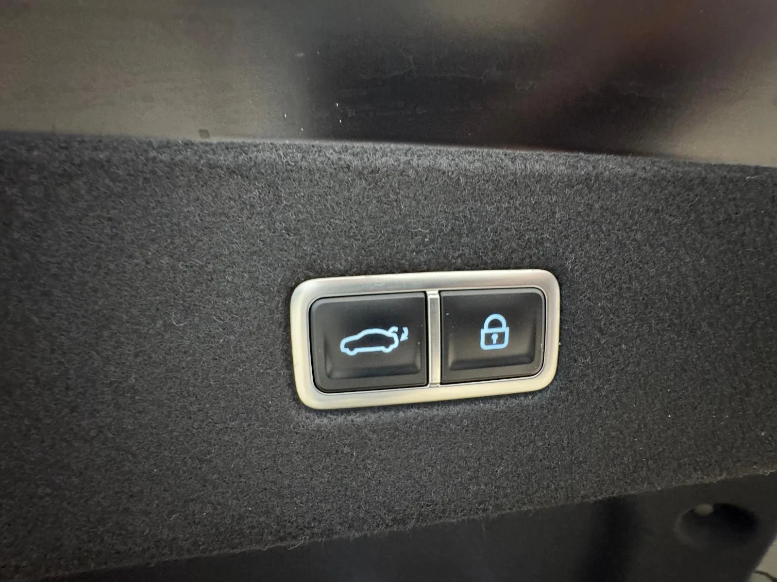 Hyundai Ioniq 6 AWD UNIQ 77kWh 360* BOSE DISTR HUD Winter Package+, снимка 17 - Автомобили и джипове - 55200043