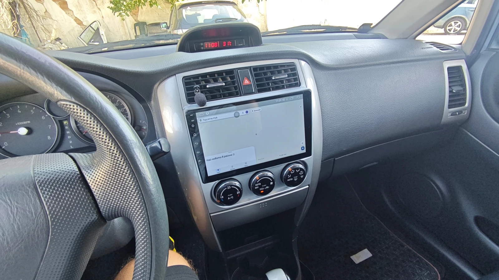 Suzuki Liana, снимка 9 - Автомобили и джипове - 55313889