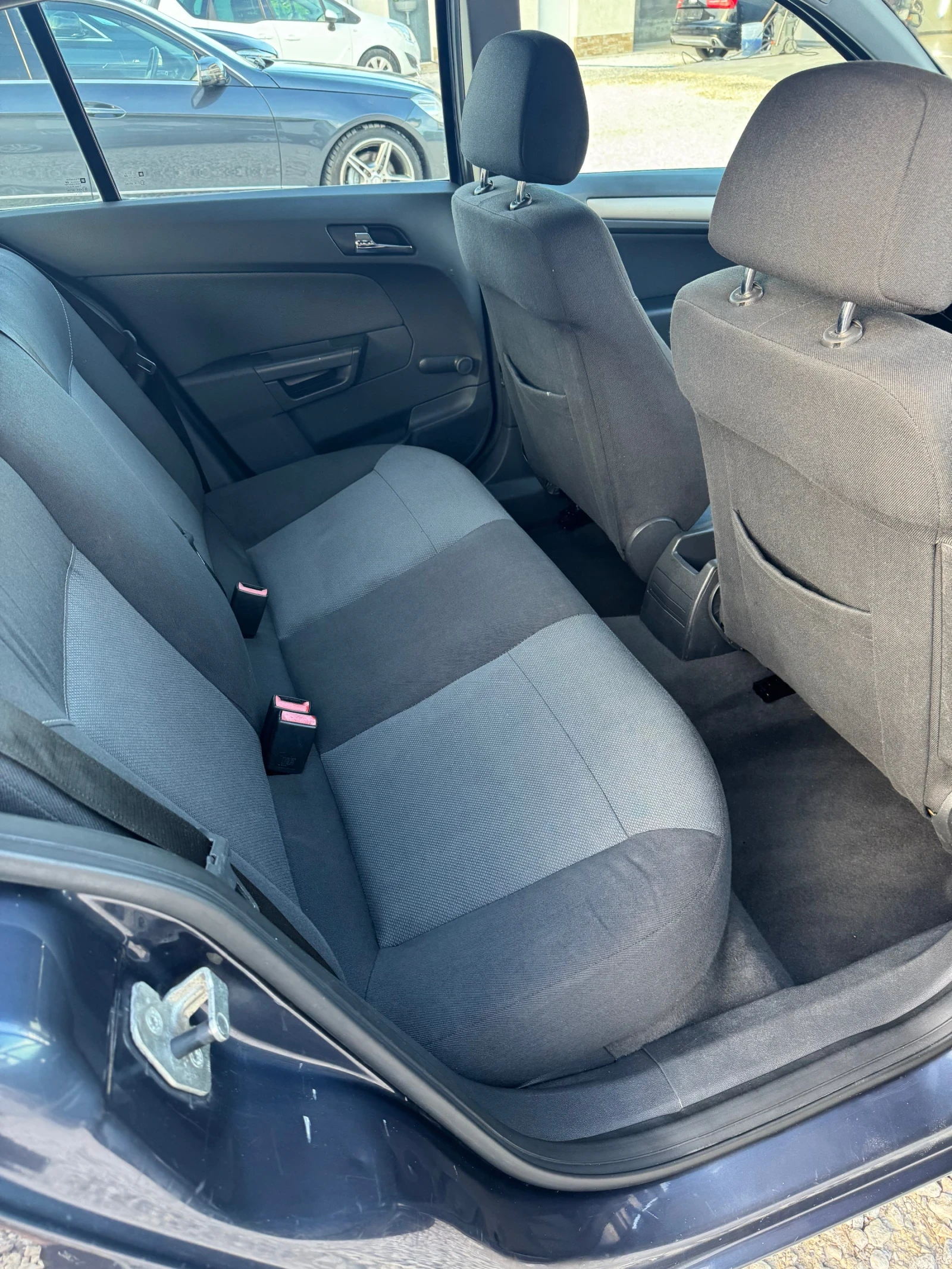 Opel Astra 1.6 16v 105ps, снимка 9 - Автомобили и джипове - 55512635