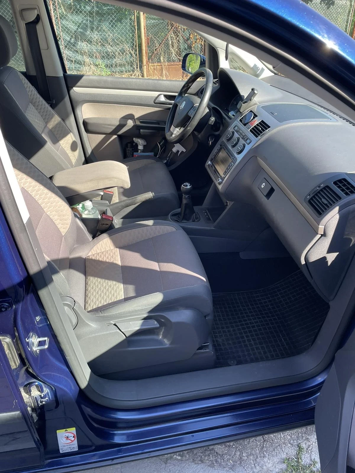 VW Touran, снимка 9 - Автомобили и джипове - 55564740