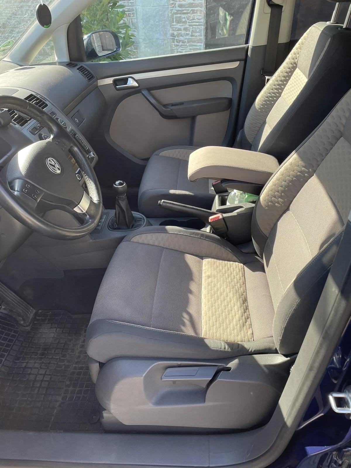 VW Touran, снимка 6 - Автомобили и джипове - 55564740