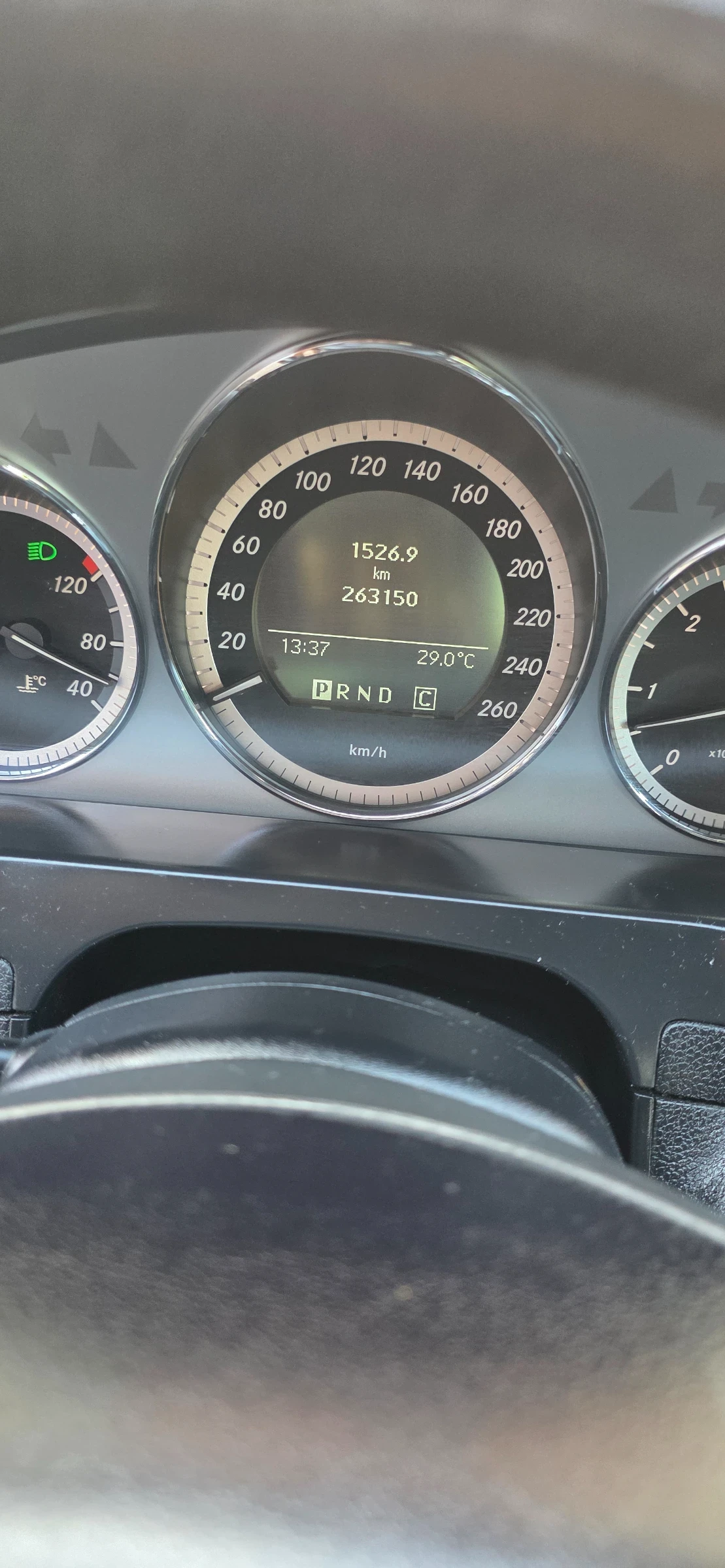 Mercedes-Benz C 350 4-MATIC, снимка 15 - Автомобили и джипове - 55905654