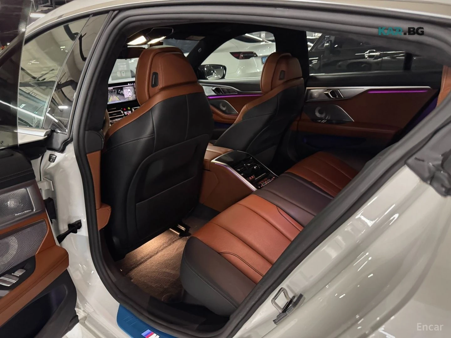 BMW 850  M* SPORT* XDRIVE* LASER LIGHTS ОБДУХВАНЕ* ДИСТРОН, снимка 15 - Автомобили и джипове - 55944237