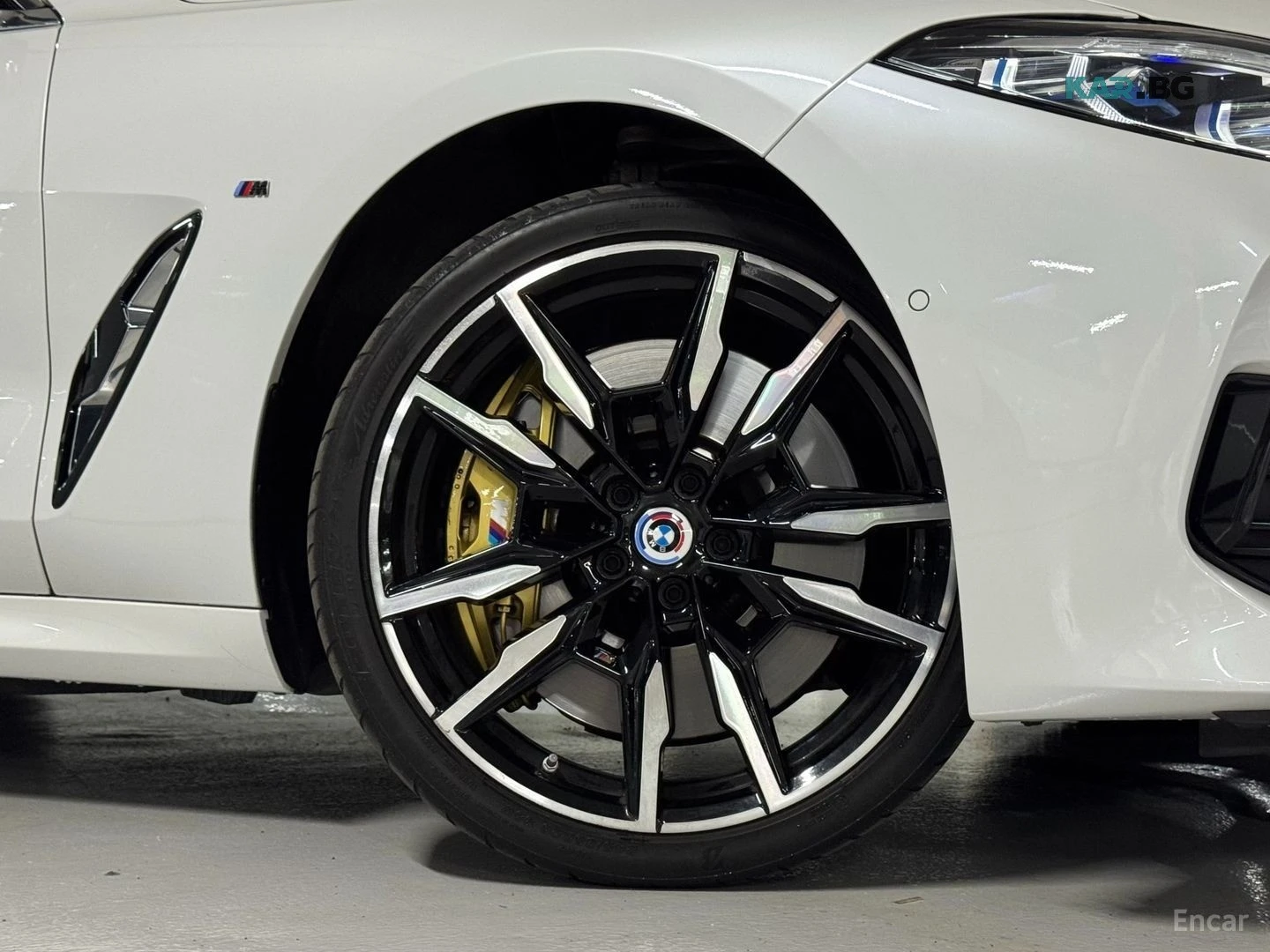 BMW 850  M* SPORT* XDRIVE* LASER LIGHTS ОБДУХВАНЕ* ДИСТРОН, снимка 5 - Автомобили и джипове - 55944237