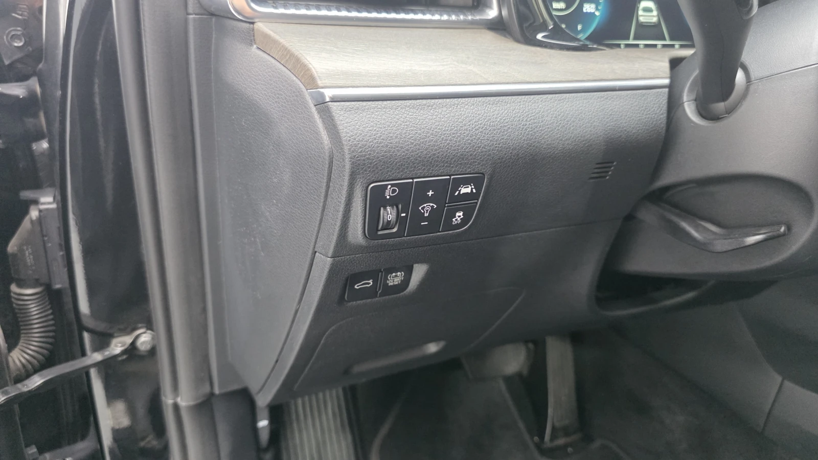 Kia K5 Noblesse* 360* BLIND SPOT* ПОДГРЕВ ВОЛАН* КРАЙНА Ц, снимка 12 - Автомобили и джипове - 56025038