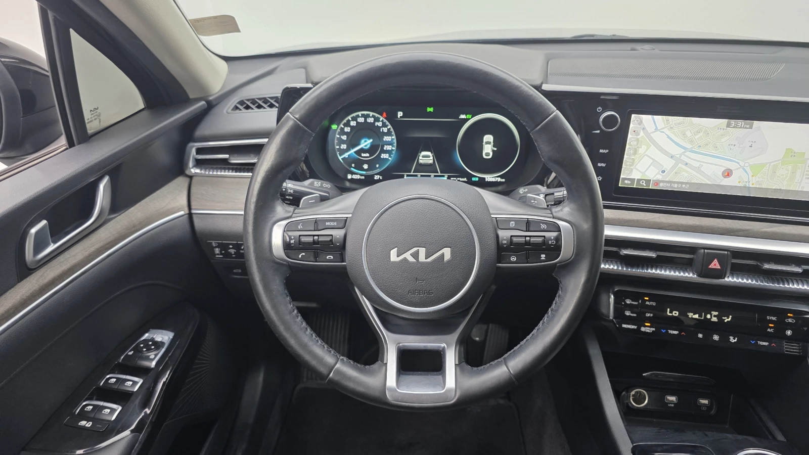 Kia K5 Noblesse* 360* BLIND SPOT* ПОДГРЕВ ВОЛАН* КРАЙНА Ц, снимка 13 - Автомобили и джипове - 56025038