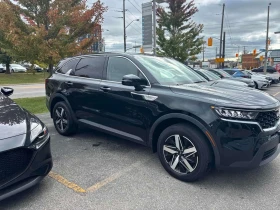 Kia Sorento * AWD * CARFAX * ПРЕДСТАВИТЕЛСТВО * KEYLESS * , снимка 3