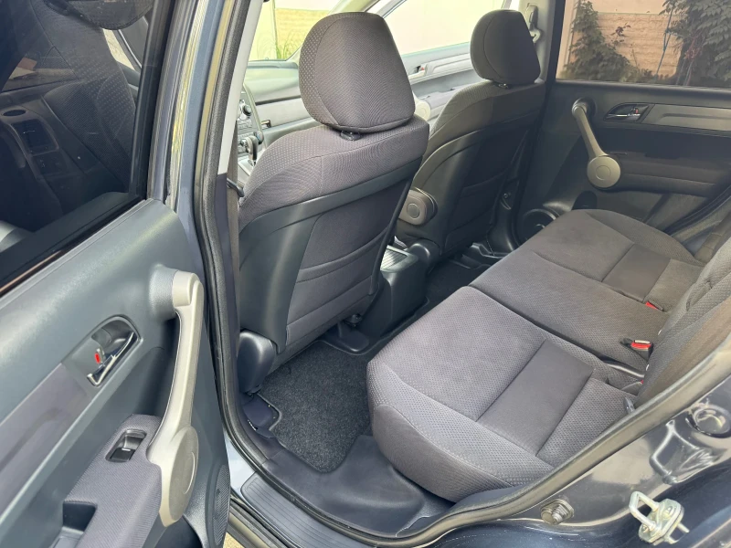 Honda Cr-v 2.0i 4х4 Comfort Швейцария, снимка 15 - Автомобили и джипове - 47638409