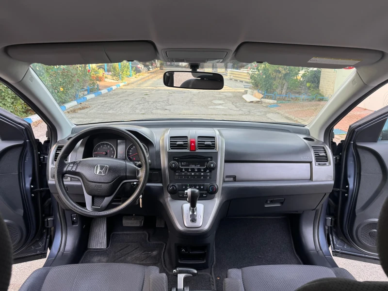 Honda Cr-v 2.0i 4х4 Comfort Швейцария, снимка 8 - Автомобили и джипове - 47638409