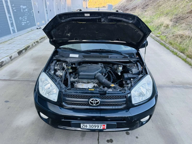 Toyota Rav4 2.0i Swiss 4x4, снимка 4 - Автомобили и джипове - 48884148