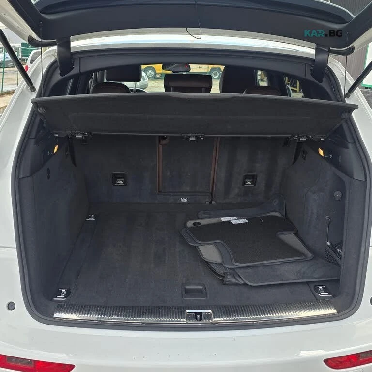 Audi Q5 2.0T * quattro * Komfort* АвтоКредит* (ЦЕНА ДО БГ), снимка 14 - Автомобили и джипове - 54753920