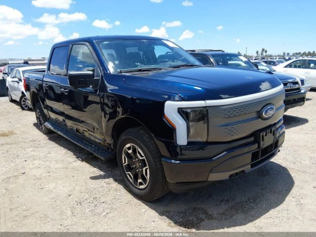 Ford F150 Lightning Pro 4WD
