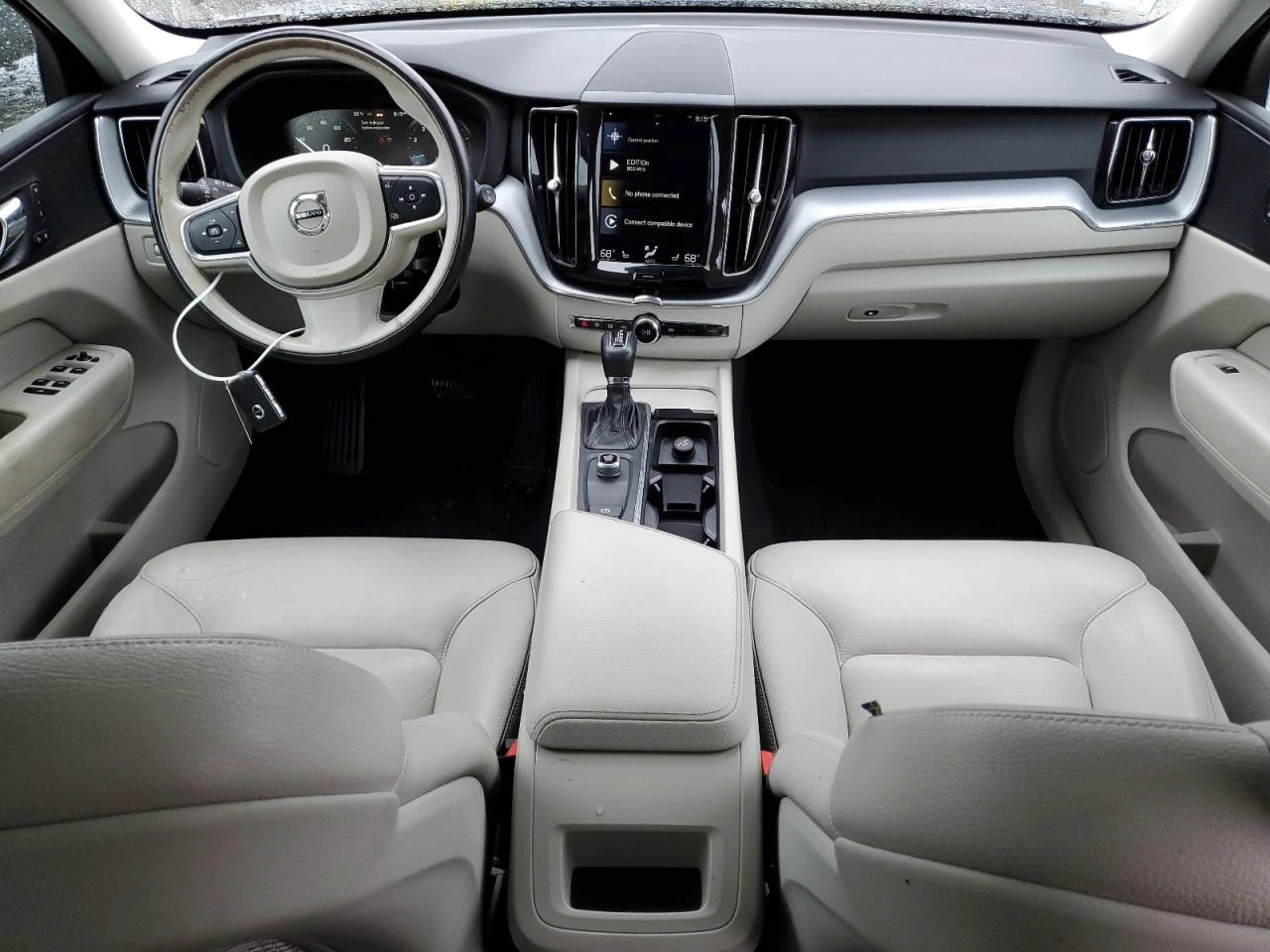 Volvo XC60 T5 MOMENTUM* ПЕРФЕКТНА - изображение 7