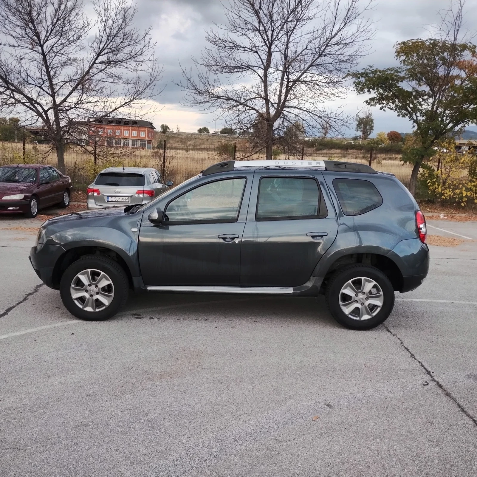 Dacia Duster 1.6 105 к.с. - изображение 3
