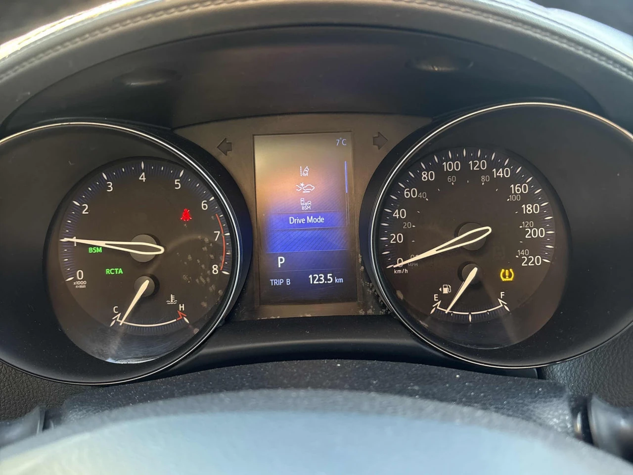 Toyota C-HR CARFAX* АВТОФИНАНСИРАНЕ БЕЗ ПЪРВОНАЧАЛНА ВНОСКА - изображение 7