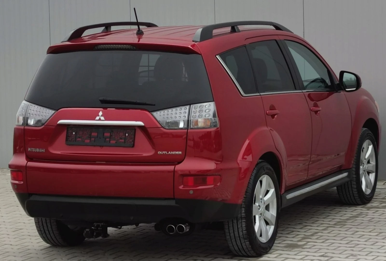 Mitsubishi Outlander * 4WD* 6+ 1* KEYLESS GO*  - изображение 3